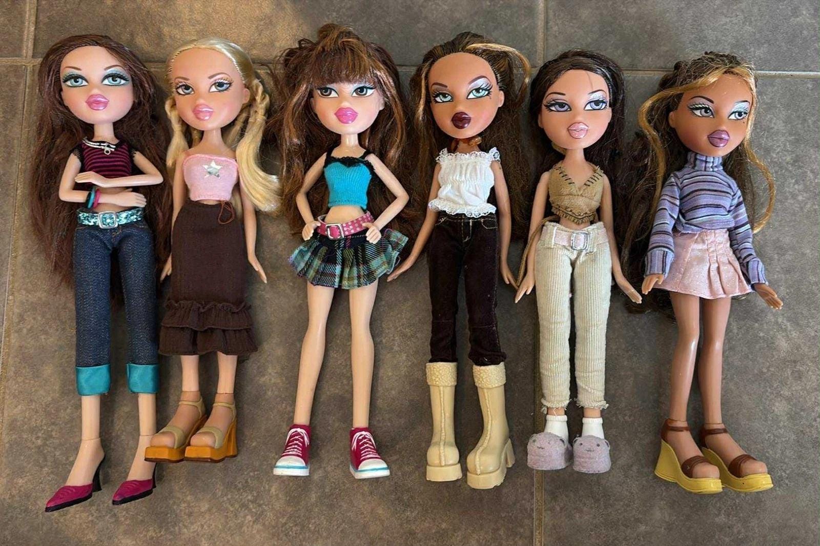Vintage 2000s Bratz Dolls Lot 6 dolls included Sisterz Lilani and Kiani