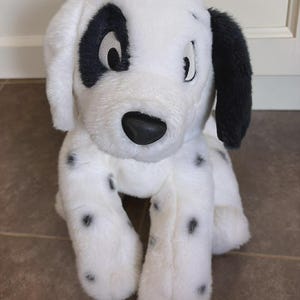 101 Dalmatiner Aufnäher Plüsch Grünes Halsband 30cm Liegehund