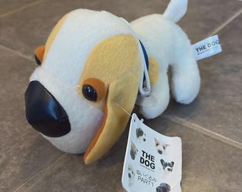 犬のぬいぐるみ、マクドナルドのハッピーセット2005 犬のぬいぐるみ