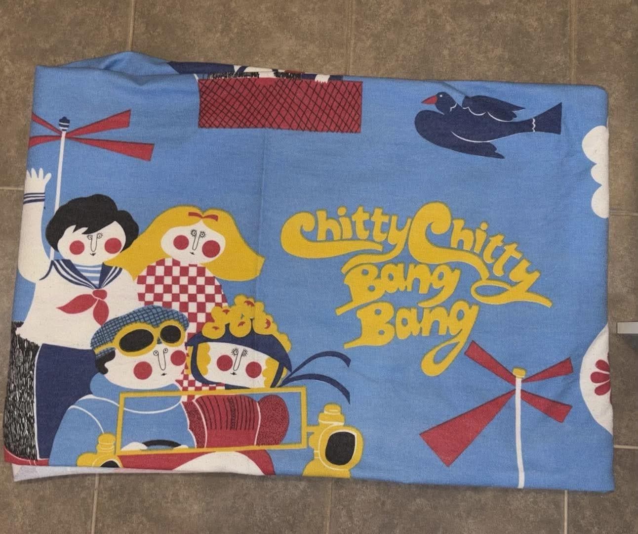 ヴィンテージ 1960年代 チキチキバンバン ベッドカバー 98 x 67インチ