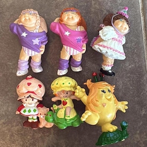 1981 Strawberry Shortcake with Custard Cat Mini Figure Toy lot 5 Snugglebumms