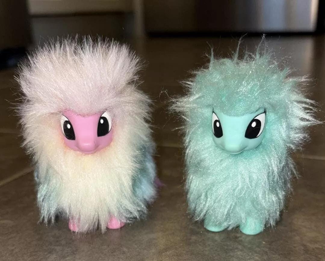 Fluffle puff pony - Etsy 日本