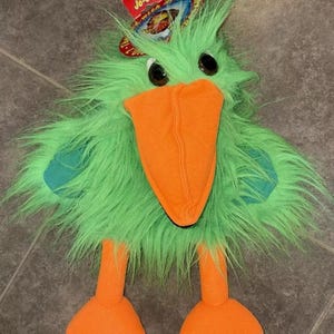Jojo The Bird With Attitude Squawking Green Parrot Hand Puppet