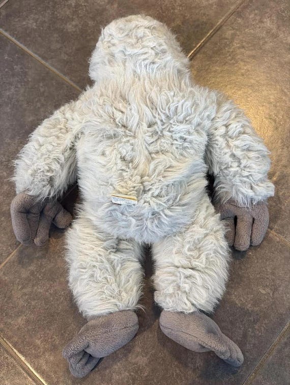Vintage 1994 Zeke O'connor Yeti Sears Light Gray 18