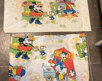 Vintage 1979 Disney Twin beddengoed uitgerust en kussensloop Carnival Mickey Mouse