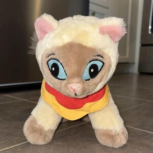 Vintage 2003 Sagwa PBS Kids Chinese Siamese Cat Shaggy Tail Plush Toy 12&quot; READ