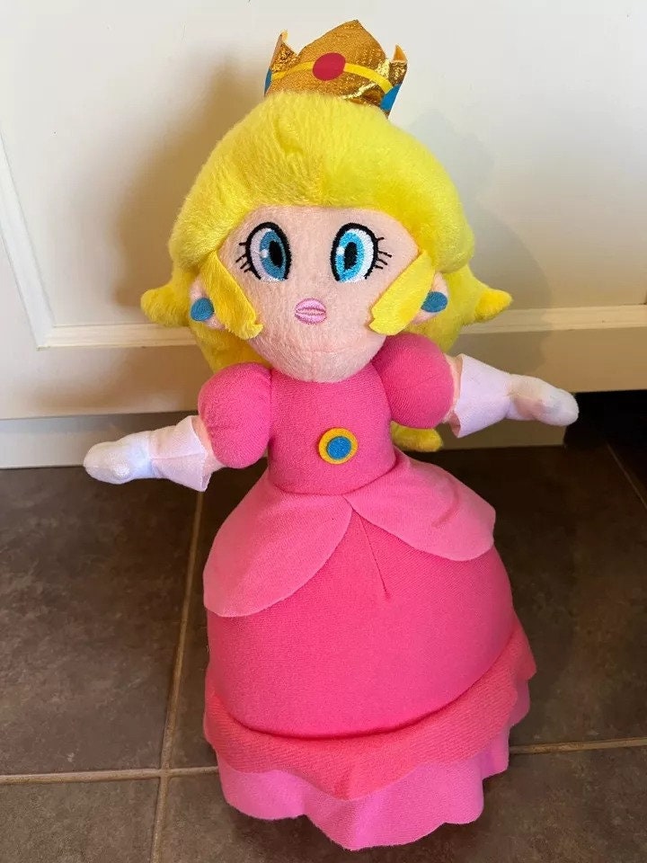 スーパーマリオブラザーズ ピーチ姫ぬいぐるみ 13インチ - Etsy 日本