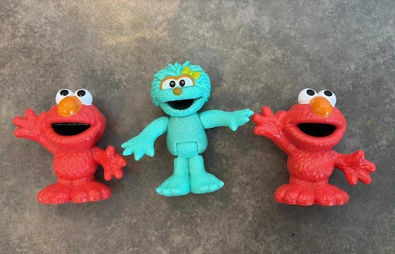 Sesame Street Neighborhood Friends Rosita 3'' Loose Figure