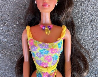 Vintage 1992 Glitter Beach Barbie Teresa Doll Mattel