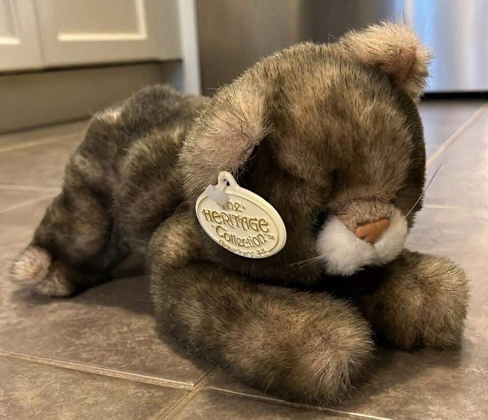 1990 Ganz Bros Heritage Collection Cat Tan Dark Gray Blue Eyes 10