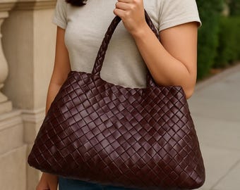 Handwoven Cowhide Leather Shoulder Bag: X-Large Vintage Tote