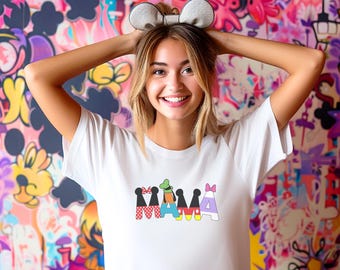 T-shirt "MAMA" ispirata a Disney / Maglietta carina per mamme Disney / Maglietta coordinata per la famiglia Disney / Maglietta grafica personalizzata per fan Disney / Regalo per mamme