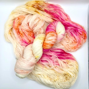 Superwash-merino | Handgeverfd garen | 4-laags vingerzetting 100 g | Sunspell