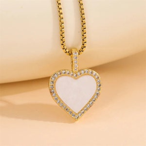 Heart Pendant Necklace 18K Gold Plated Crystals, Mother of Pearl Effect, Diamante