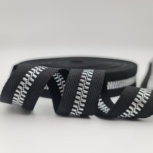 10 meters-- 2.8 cm Zip Pattern Silver Lurex Jacquard Woven Ribbon, Jacquard Trim, Ribbon Trim, Embroidered Ribbon, Sewing Trim, Craft Ribbon