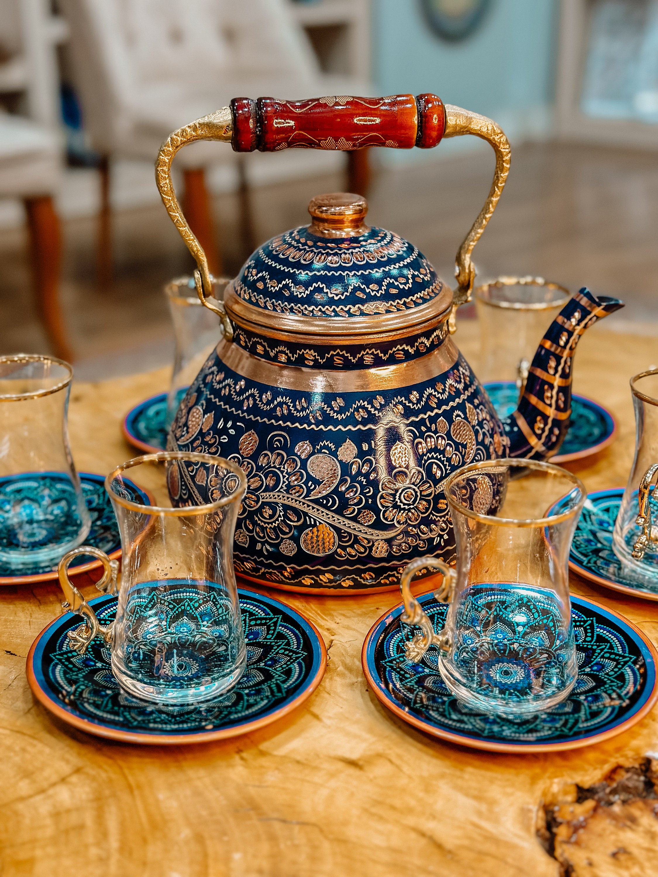 Juego de tetera turca vintage, tetera y taza para manualidades, incluye  bandeja y 6 tazas de metal, juego de servicio de té para decoración de mesa  de