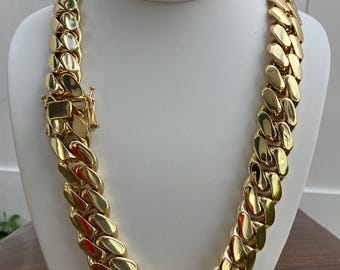 Catena a maglie cubane Miami da 22 mm, placcata in oro 10k, chiusura a scatola, gioiello massiccio fatto a mano