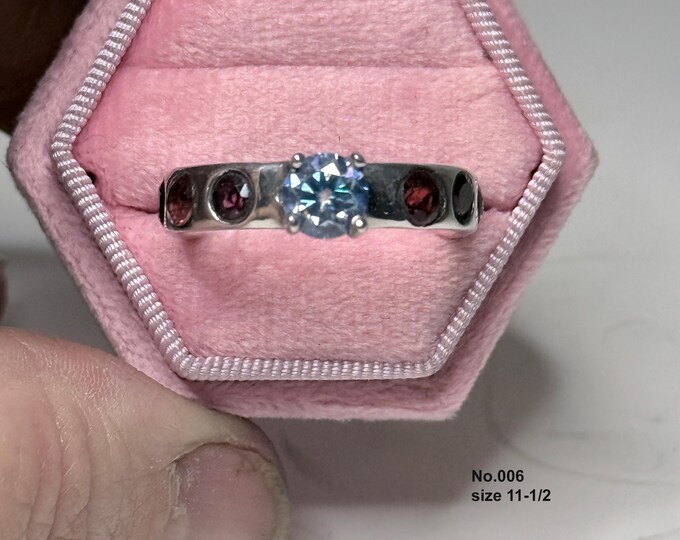 Sterling Silver Solitaire ring with garnet gemstone