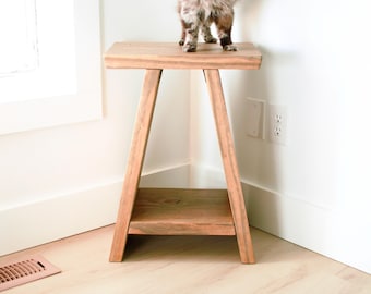 Rustic End Table Solid Wood Modern Contemporary Furniture Industrial Side Table End Table Wooden Bedside Table Heavy Duty