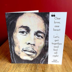 Bob Marley inspiriert Geburtstagskarte. Zeichnung auf Landkarte von Jamaika. Innen leer