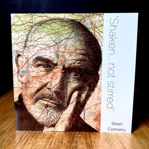 Biglietto d'auguri di compleanno ispirato a Sean Connery. Disegno sulla mappa di Edimburgo