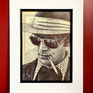 Stampa di ritratto ispirata a Hunter S Thompson. Disegno a penna su mappa del Kentucky. A4 senza cornice