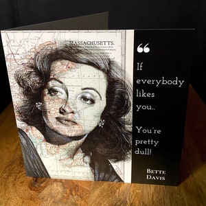 Bette Davis geïnspireerde verjaardagsgroet. Tekening op kaart New Massachusetts. Blanco binnenkant