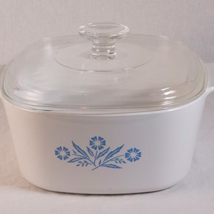 Vintage Pyrex CorningWare Blue Cornflower Casserole w/ Glass Lid - 3 quart