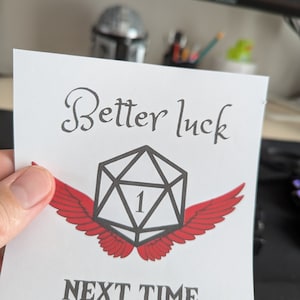 Carte de dés meilleure chance la prochaine fois, cadeau pour lecteur RPG de table, imprimable, téléchargement numérique, drôle, statistiques sur les personnages