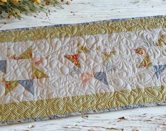 Reversible Custom Patchwork Coffee or end table Quilt or Wall Art, Lime gingham border