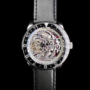 Orologio con quadrante scheletrato in fordite (alimentato da NH70)