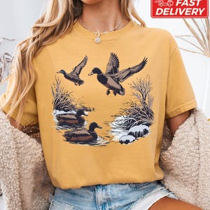 Over Size , Retro Mallard Ducks Shirt, Ducks Fall T-shirt, 90s Waterfowl Duck Hoodie, Retro Duck Shirt, Duck Hunting Crewneck New Duck Shirt