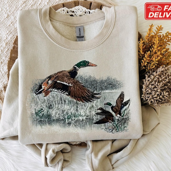 Vintage Mallard Duck Sweatshirt, Retro Waterfowl Pullover, 90s Fall Duck Shirt, Cute Animal Lover Gift, Cozy Autumn Hoodie