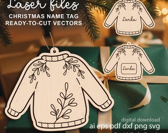 Op de afbeelding: Houten kerstnaamlabel in de vorm van een trui, met bloemaccenten en de naam "Lenka" op de zak. Het label is klaar om te snijden en bevat de tekst "Laser files" en "CHRISTMAS NAME TAG READY-TO-CUT VECTORS".