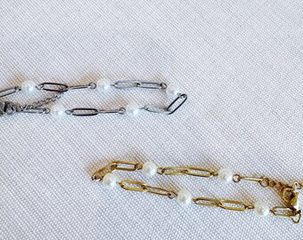 Pearl Paperclip Bracelet • Bookish Jewelry • Gold or Silver Paperclip Chain with Pearls • Gift for Book Lovers