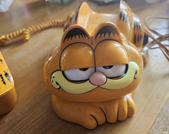 Garfield phone by Tyco (Dail Tone), vintage 80s