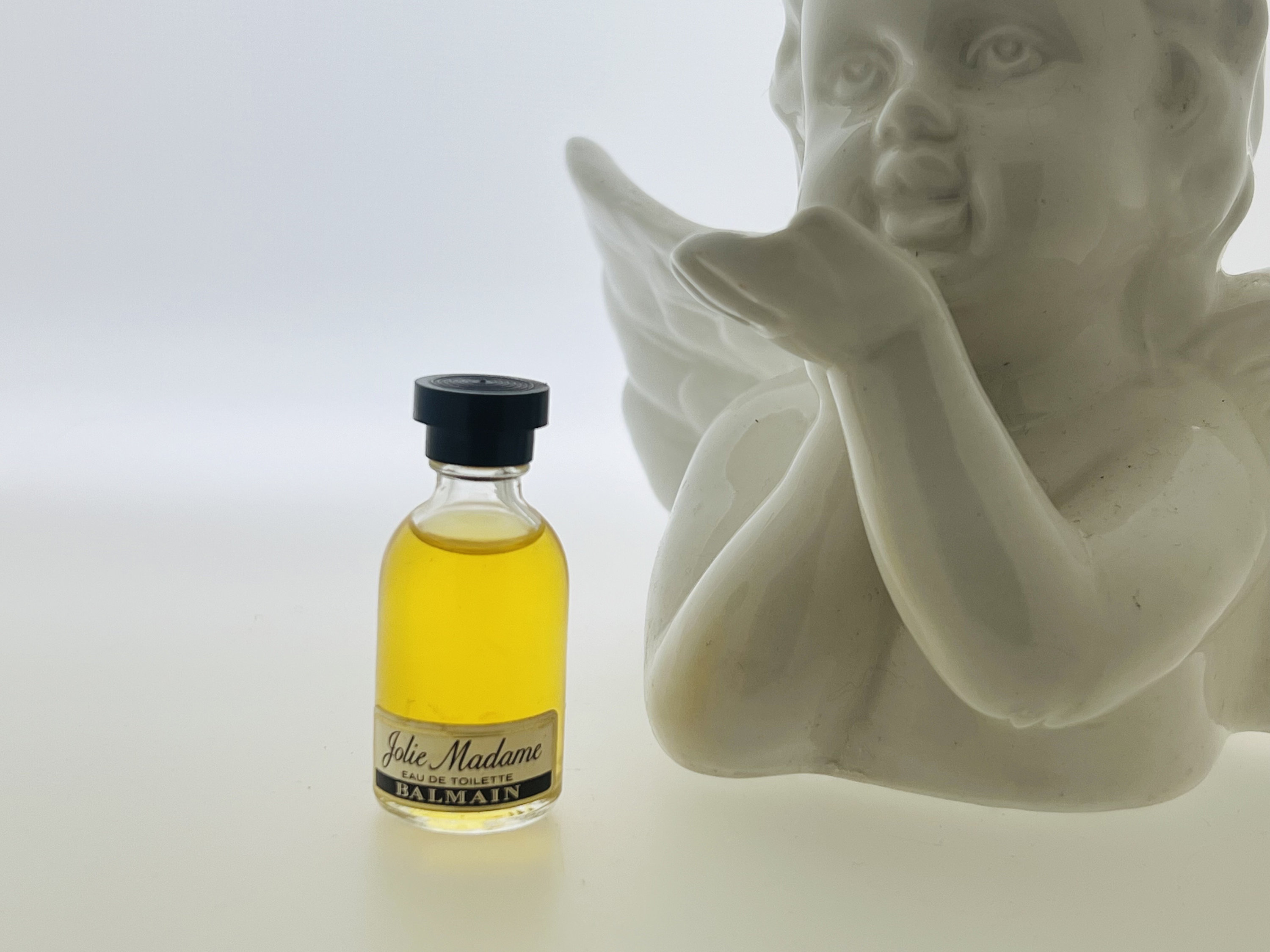 Jolie Madame Pierre Balmain perfume - a fragrance for women 1953