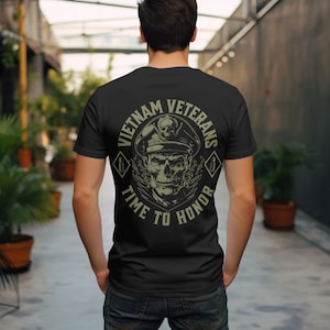 Design "É hora de homenagear os veteranos do Vietnã", arquivos PNG e JPEG incluídos. É um download digital. Nenhum produto físico será enviado.