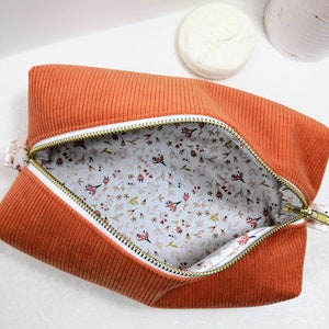 Grande bolsa de higiene pessoal de veludo laranja, forro floral, tamanho generoso