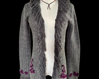 Vintage 1990s Gray Knit Cardigan with Purple Detailing & Fringe | Henna by Urban Outfitters | Modern Size XS-S