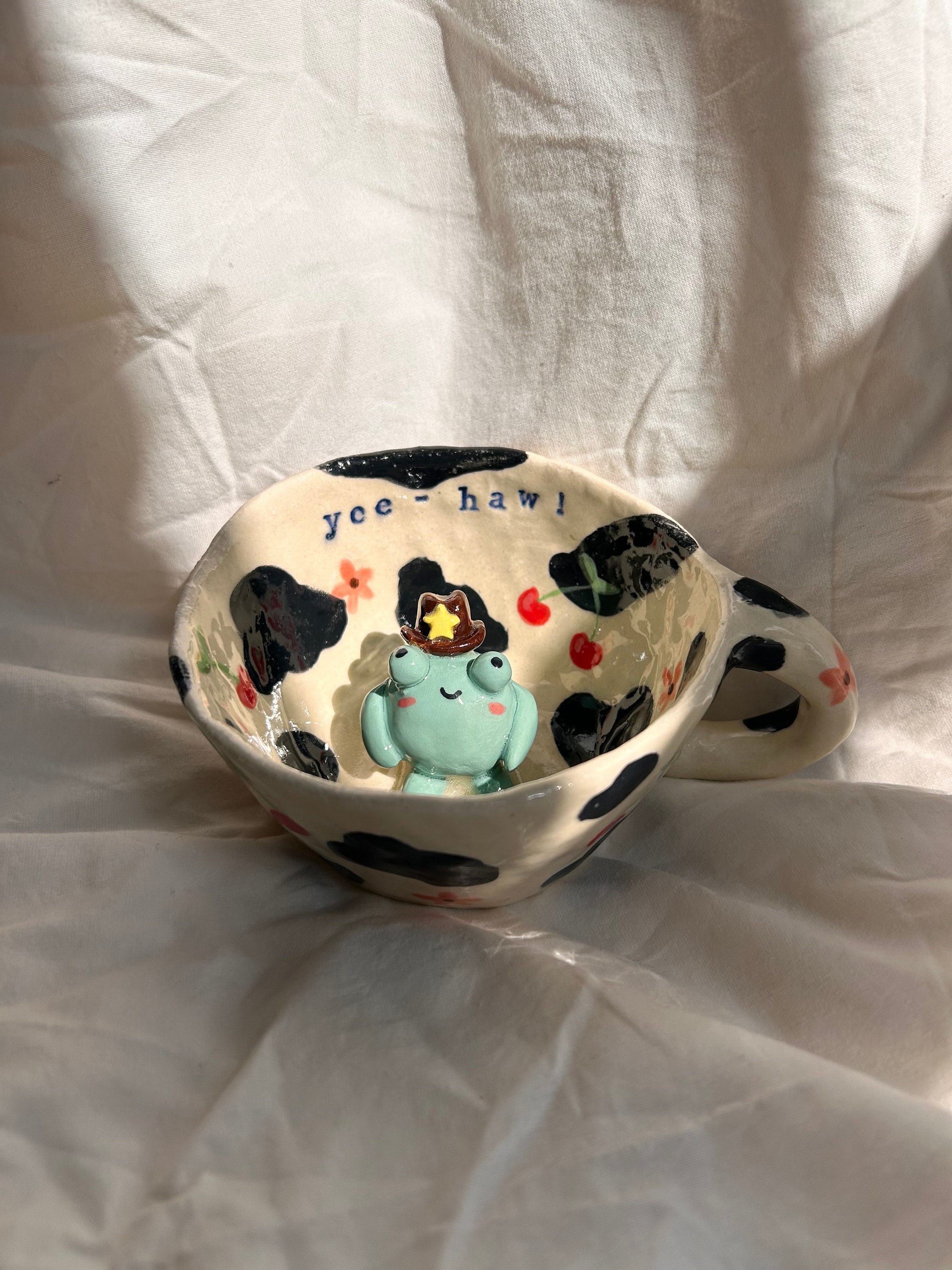 Cowboy Frog Howdy Peekaboo Mug