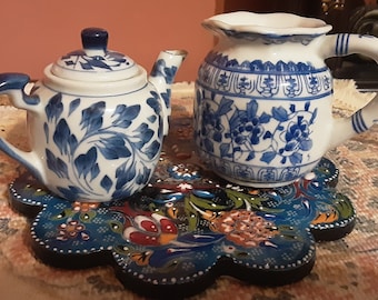 VINTAGE Miniatur chinesisches blau und weißes Teekannen-Set aus Porzellan