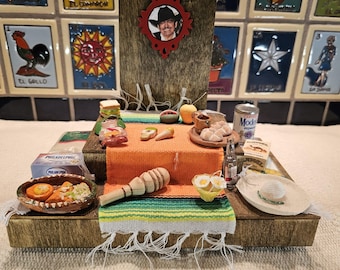 La Chiquita - Handmade Day of the Dead Altar – Stained Wood Ofrenda