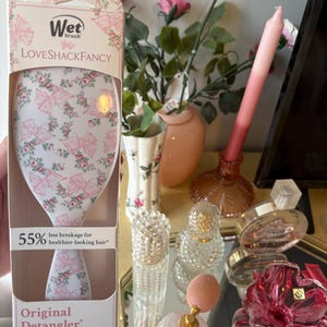 Love Shack Fancy X Target Wet Brush in Pink Rosa Beaux  display picture 3