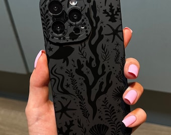 【Iphone15】カシュ―フラワープリント ブラック Iphone15】カシュ―フラワープリント ブラック Black Wild Flower Phone