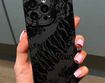 Black Lion Tiger Print Handyhülle für iPhone 17 16 15 14 13 12 11 11 Pro Max Mini 7 8 XR XS X Stoßfeste Handyhülle mit individuellem Namen