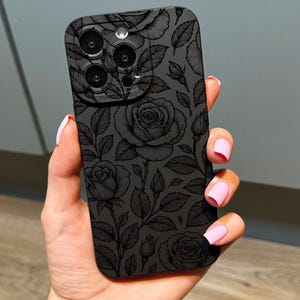 iPhone 16 15 14 13 12 11 11 Pro Max Mini 7 8 XR XS X用花柄ローズ柄ブラック携帯ケース、カスタムネーム付き耐衝撃携帯カバー