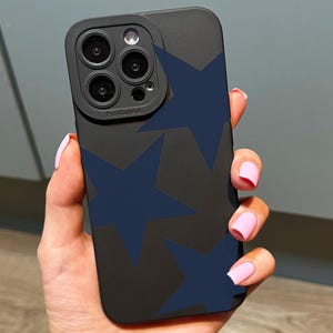 Capa de celular grande com estrela azul preta para iPhone 17, 16, 15, 14, 13, 12, 11, 11 Pro Max, Mini 7, 8 XR, XS X, à prova de choque e com nome personalizado