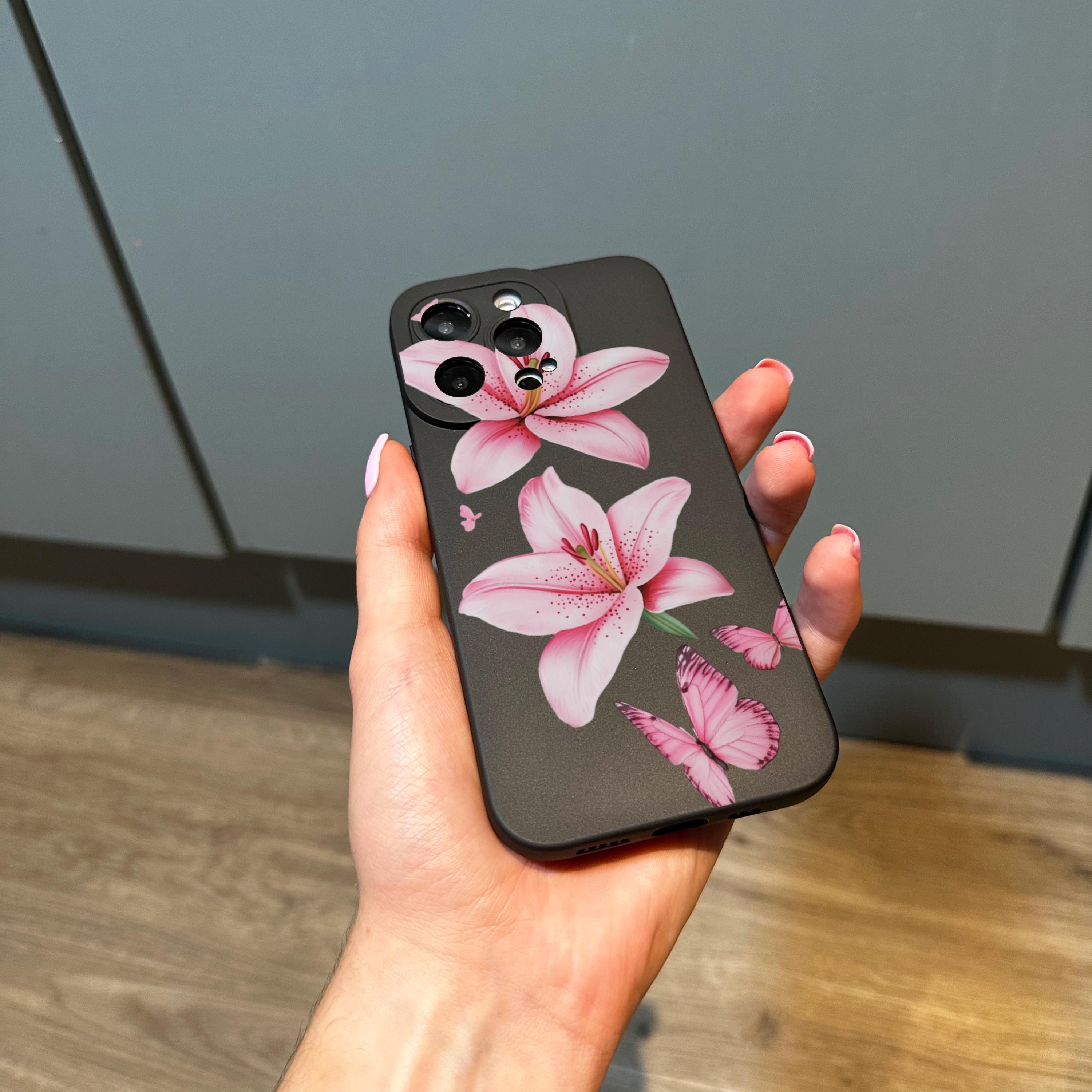 lily　iPhone11ケース Pink Floral Lily Butterfly Black Phone Case for iPhone 17 16 15 14