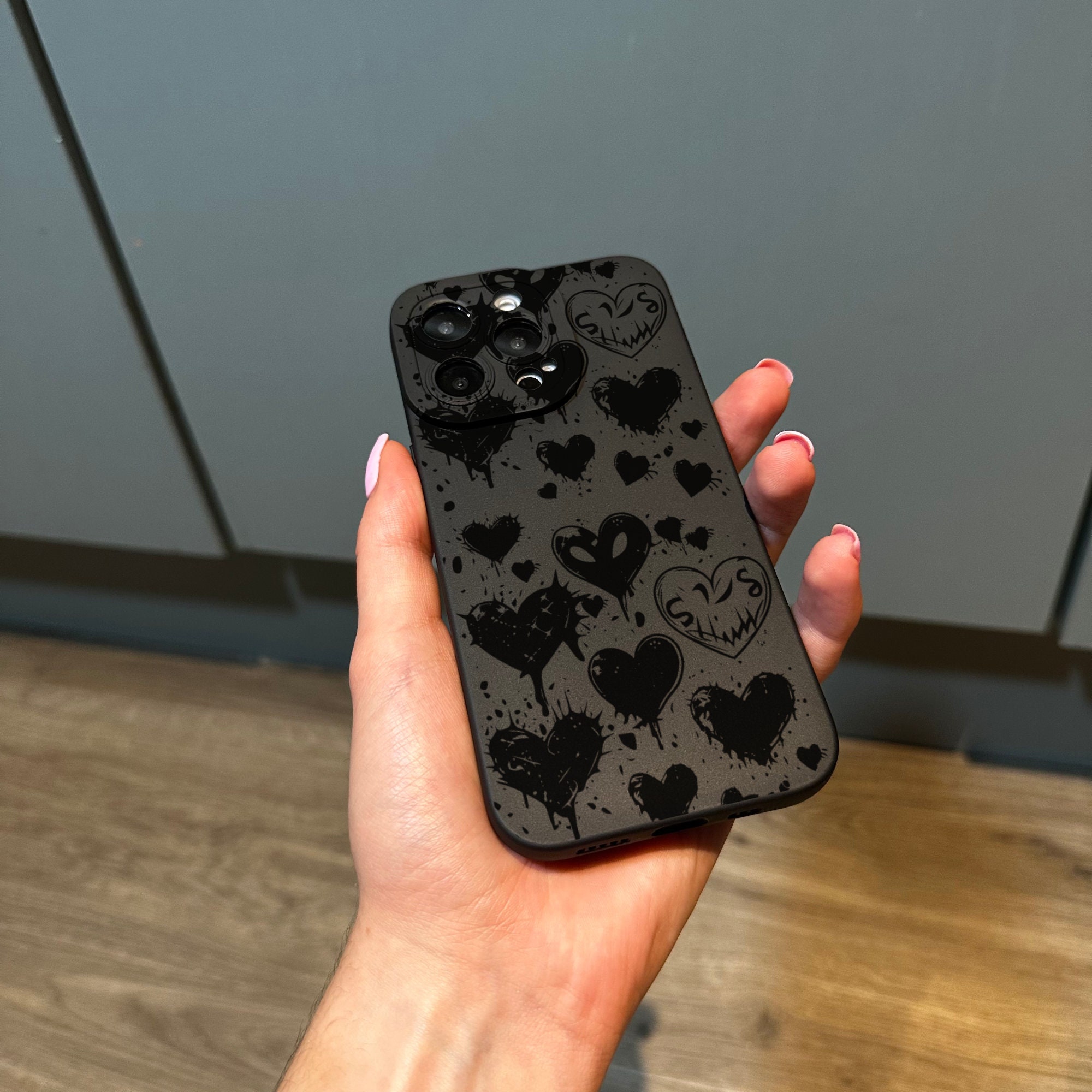 iPhone15 / black 【dress HEART 】 Emo Gothic Black Heart Phone Case for iPhone 17 16 15 14 13